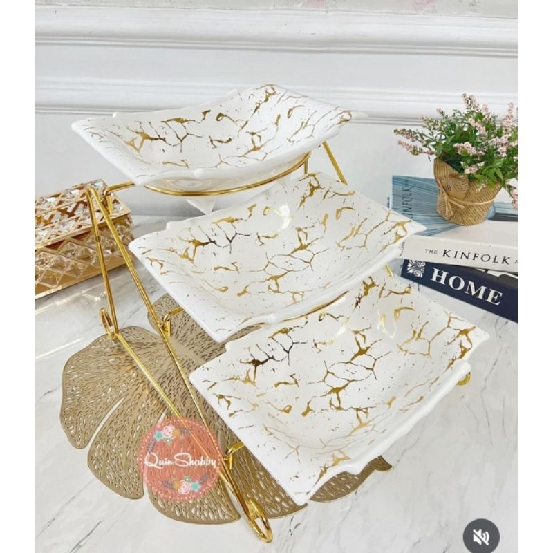 wadah lauk tingkat 3 TERMASUK PALET KAYU