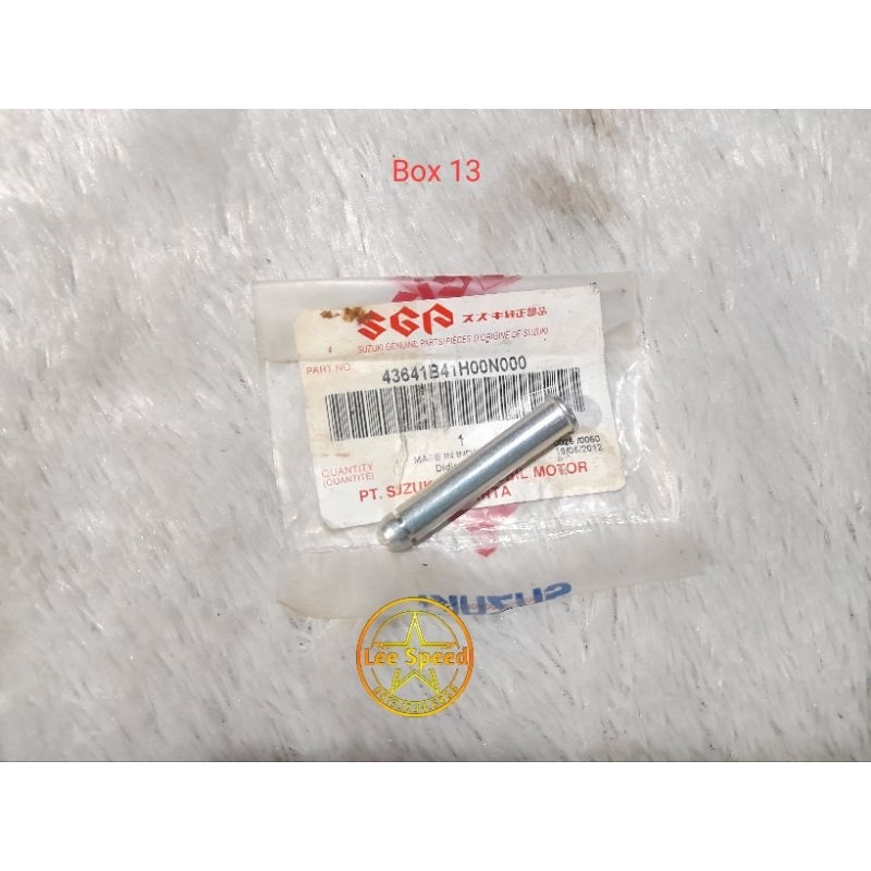 Pin Dudukan Footstep Foot Step Belakang Suzuki Skydrive Original 43641B41H00N000