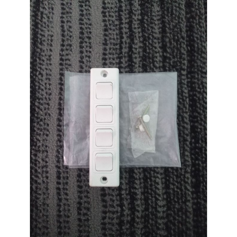 Saklar 4 Gang PDL, Saklar 4 Gang Murah,Saklar Murah