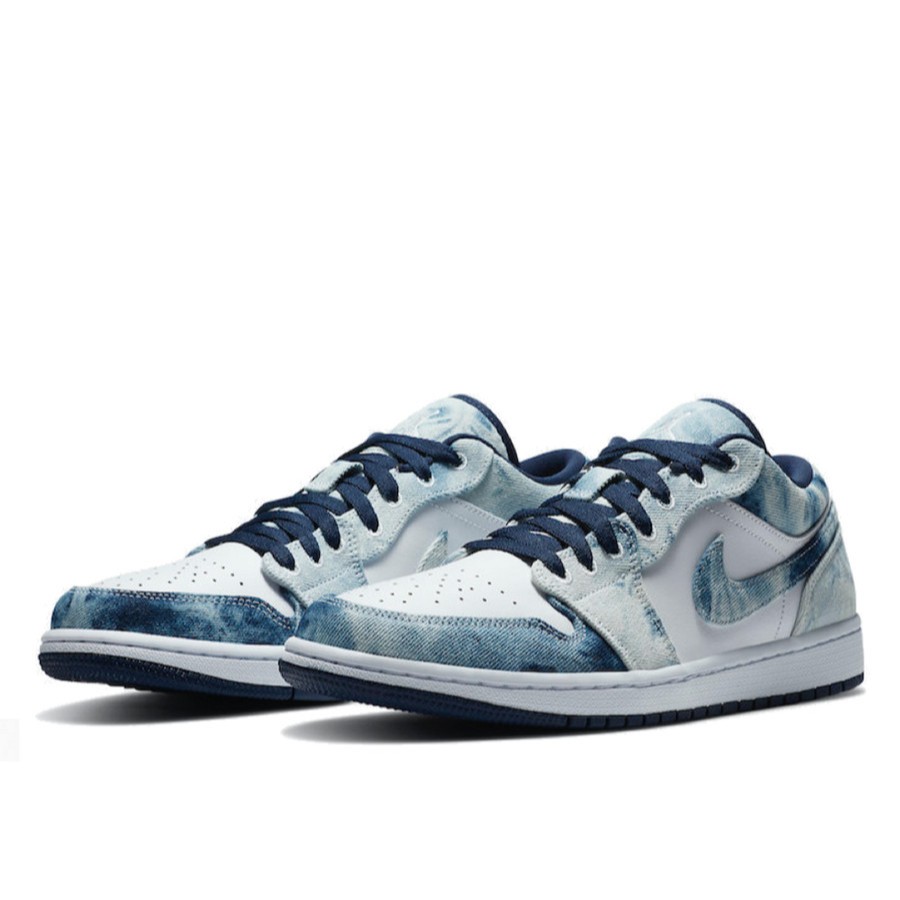 Air Jordan 1 Low SE Washed Denim
