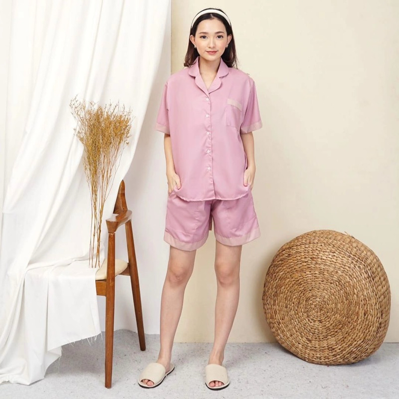 
Piyama Katun Premium - Piyama Celana Pendek - Piyama Kekinian - Piyama Cantik - Piyama Model Terbar