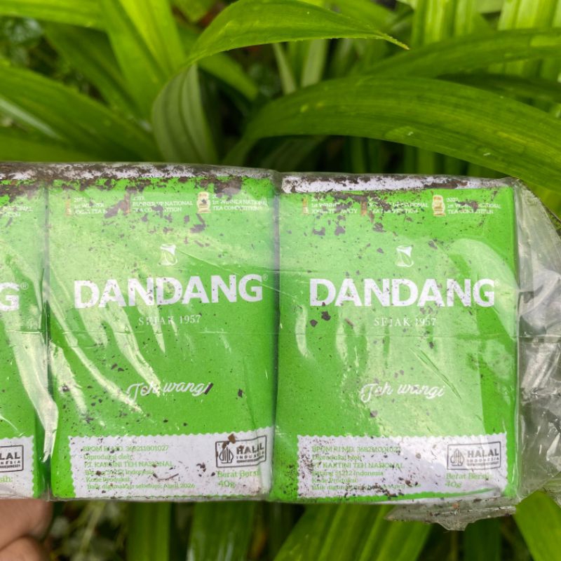 

Teh Dandang Hijau Isi 40gr x 10 pcs Teh Wangi Dandang | TEH TUBRUK INDONESIA