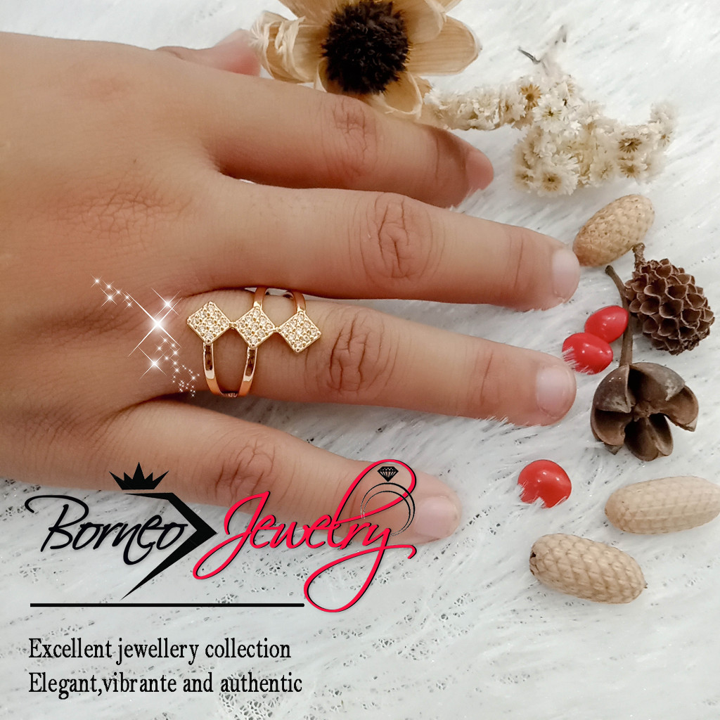 BJ-A38 Cincin Titanium Wanita Emas imitasi Tidak mudah luntur anti karat