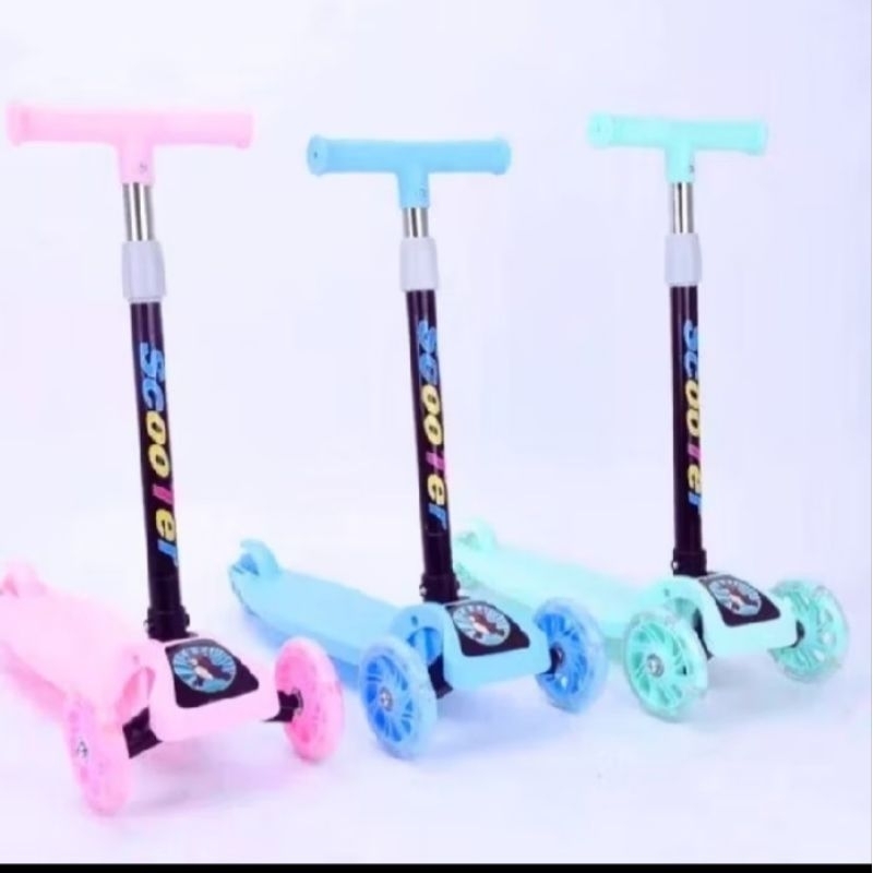 Scooter Anak roda 3
