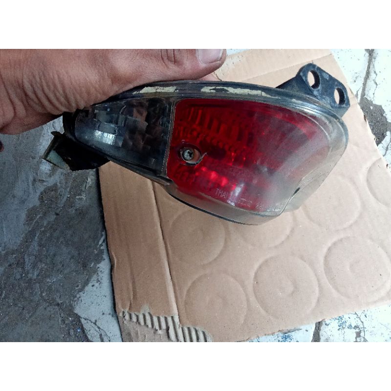 stop lamp/lampu stop belakang Suzuki spin 125 original