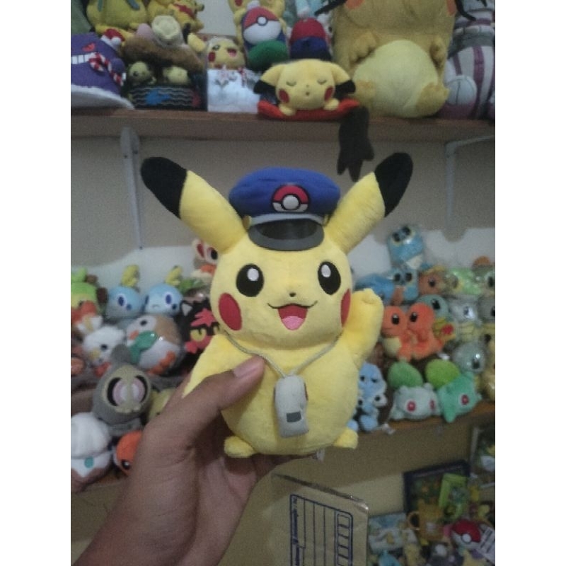Boneka Pokemon Pikachu Kostum Masinis