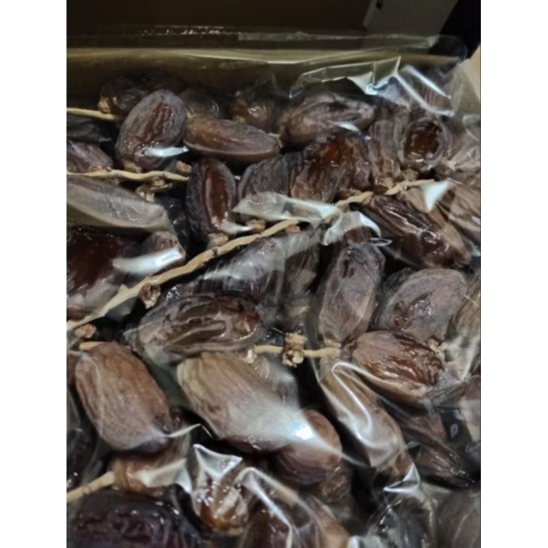 

kurma Tunisia tangkai 5kg / tunisia tangkai oleh-oleh haji dan umroh 5kg murah