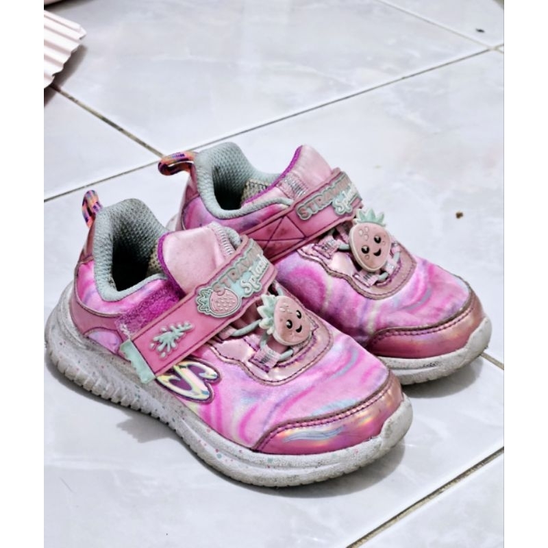 preloved sepatu anak skechers