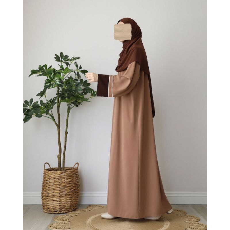 abaya ameera