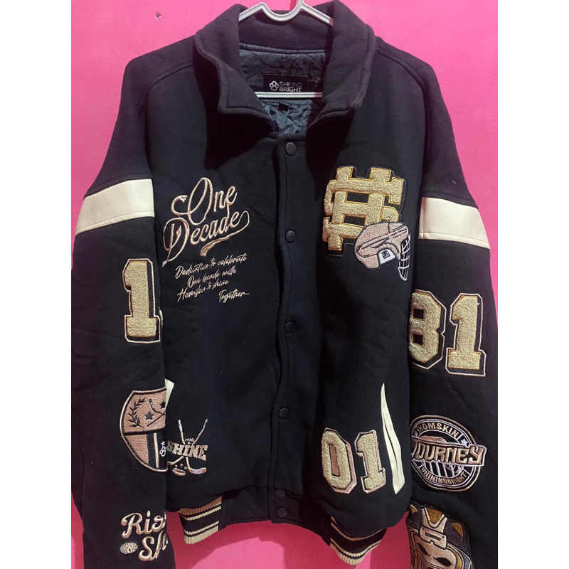 jaket varsity homskin x shiningbright