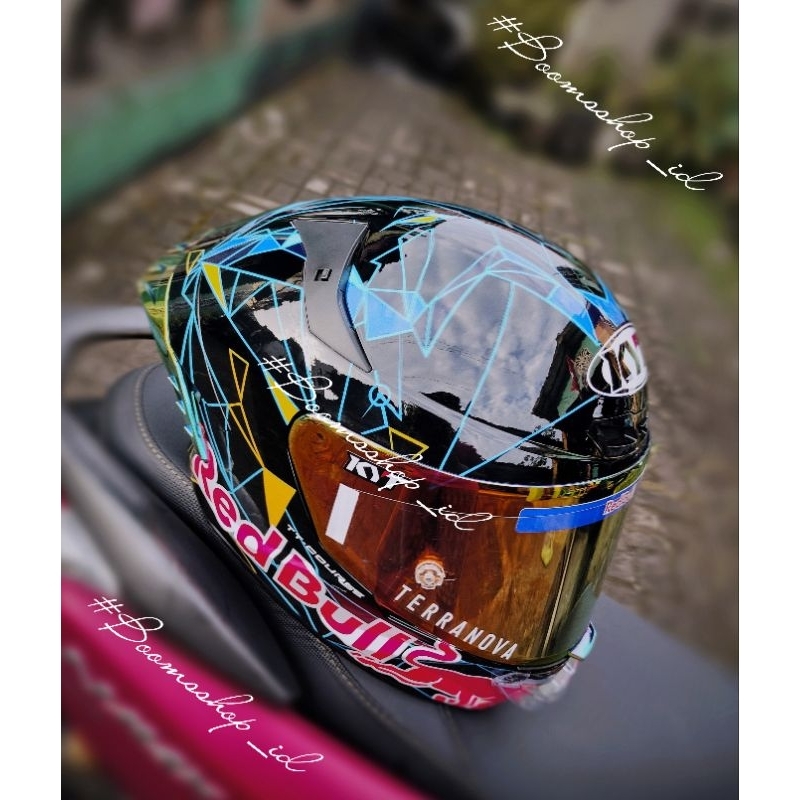 helm KYT tt course repaint lvery polespargaro