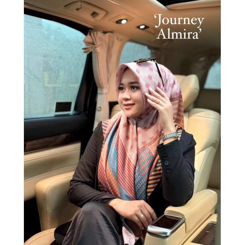 segiempat ORIGINAL JOURNEY SCARVES / Almira Salwa Malla Meliya