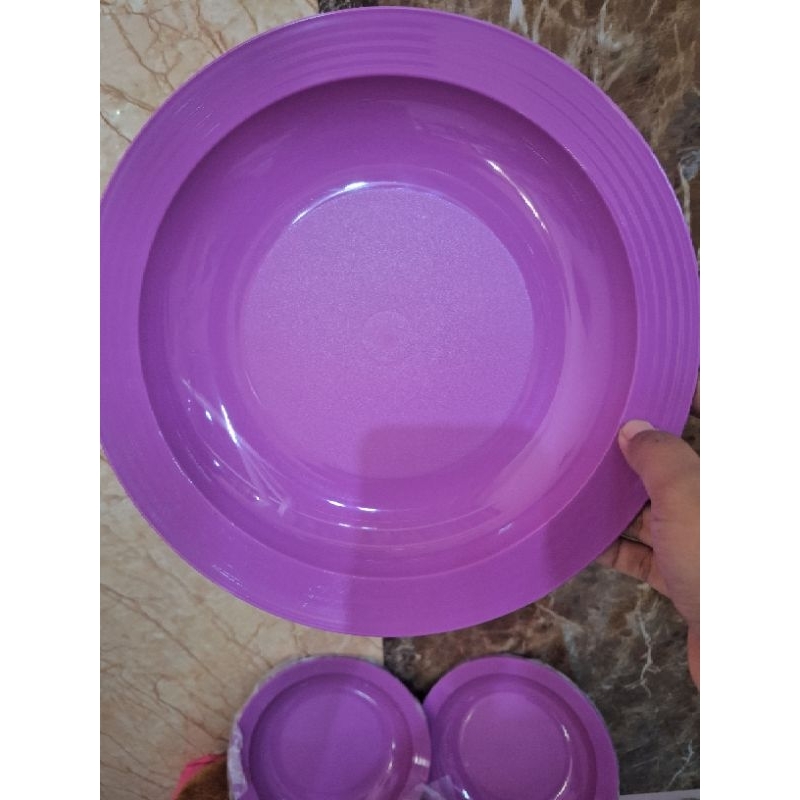 Crescendo Plate Piring Tupperware piring ungu piring cantik