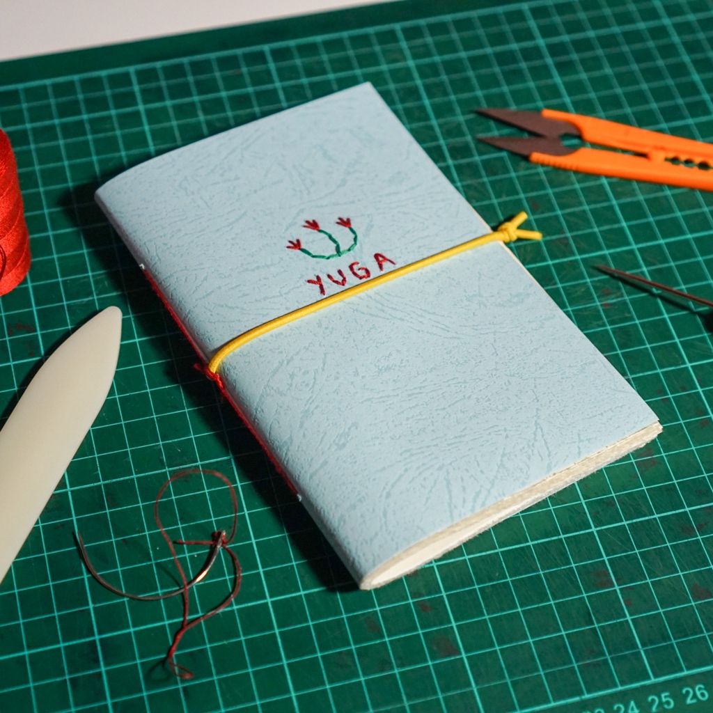 

Notebook Handmade - Custom Nama - Biru Muda - A6 (16,5 x 11,5 cm)