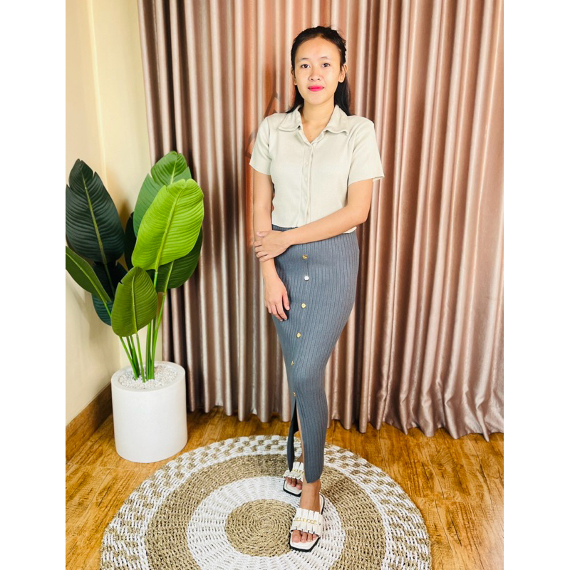 Crop top kancing lengan pendek Atasan wanita wanita /crop top rib/ crop lengan pendek rib/ crop leng
