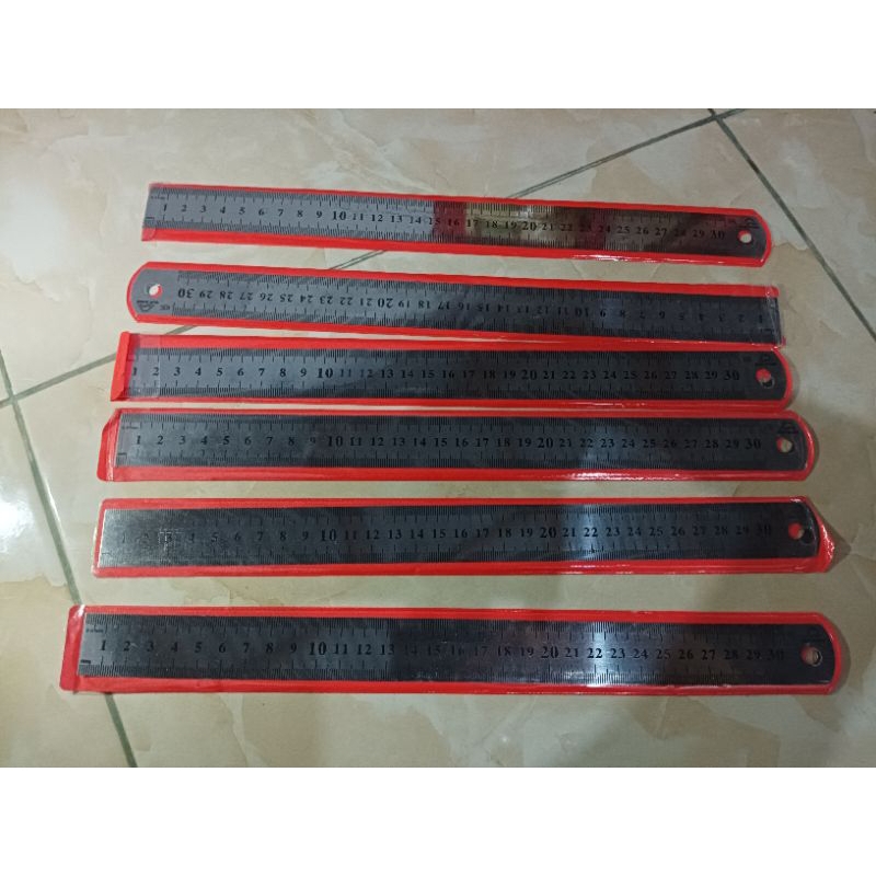 

penggaris besi stainless 30 cm