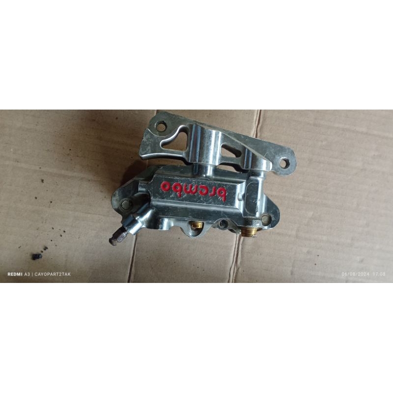 KALIPER BREMBO 4 PISTON