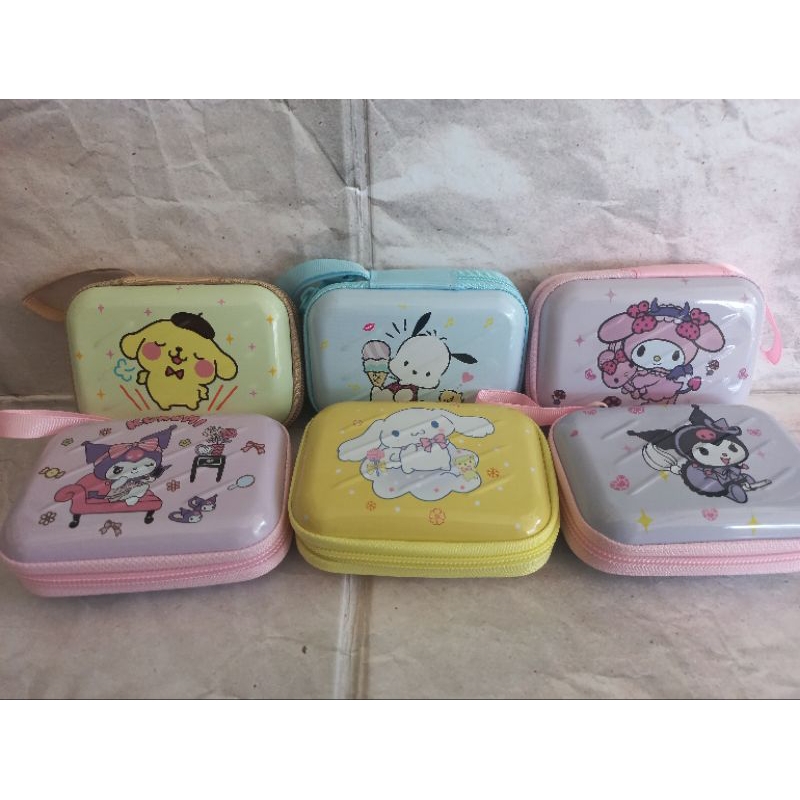 

Pouch Kaleng serbaguna