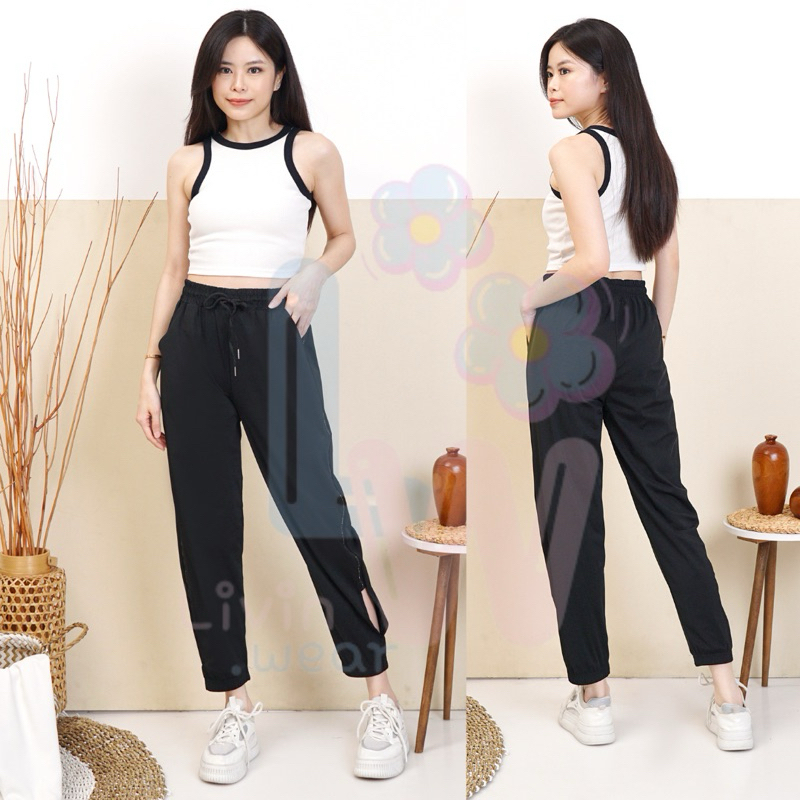 207 - Celana Jogger Sport Bahan Parasut / Celana Jogger Stylish  / Celana Jogger Olahraga Wanita / L