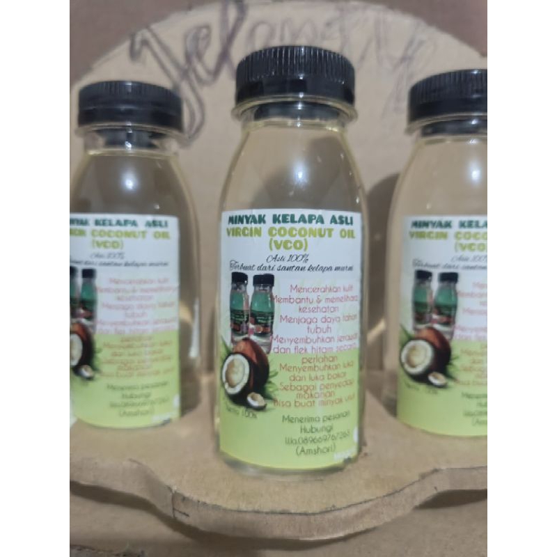

MINYAK kelapa(asli)