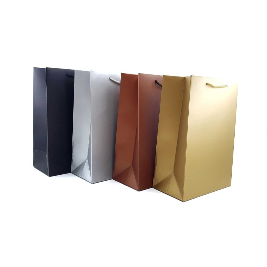 

PAPER BAG POLOS/ PAPER BAG WARNA/ PAPER BAG MEDIUM/ PAPER BAG METALLIC