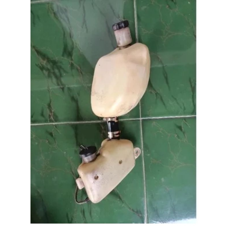botol tempat oli samping/ tampungan oli samping Suzuki rc80,rc 100, bravo