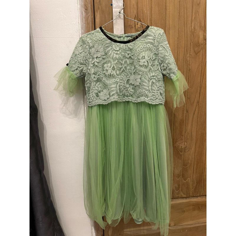 PRELOVED BAJU PESTA ANAK BROKAT TILE