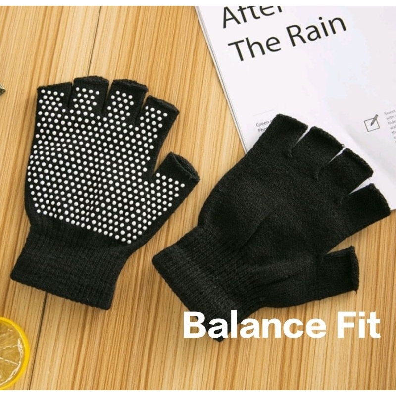 Sarung Tangan Olahraga Wanita  Yoga / Barre / Ballet / Pilates / Senam / Gym