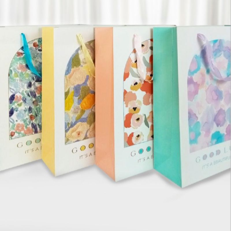 

Paperbag 31×43×12 cm