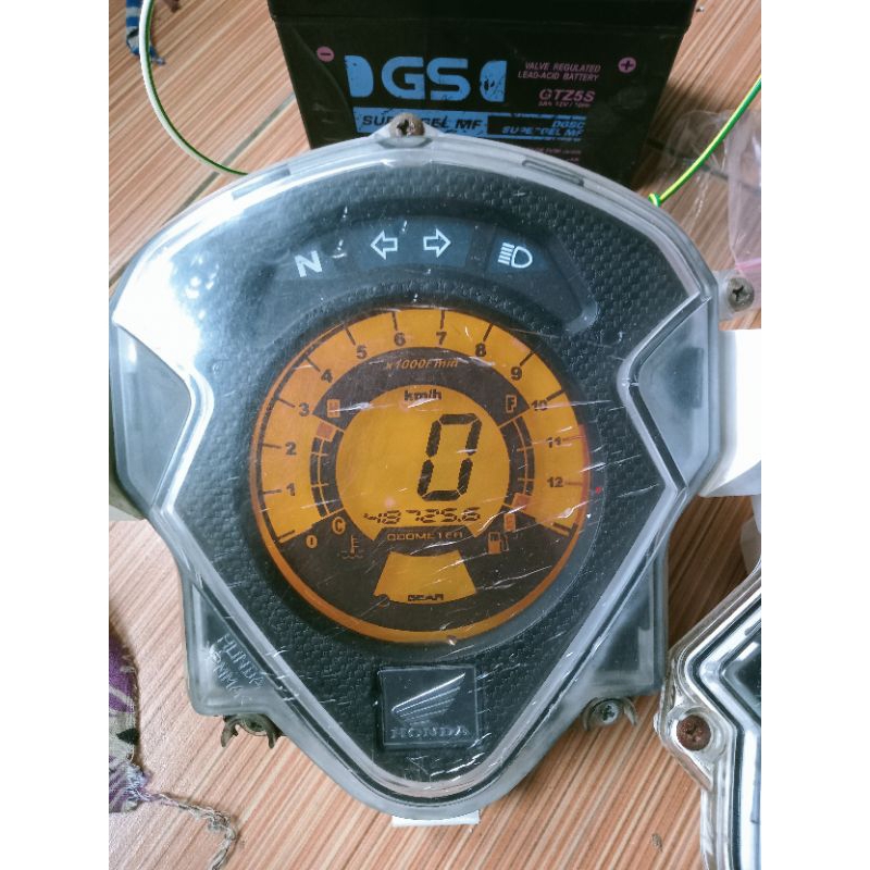 spidometer original copotan Honda CS1