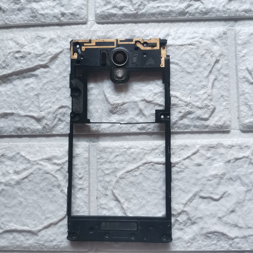 Middle Frame Sharp Aquos Xx - 304SH casing tengah copotan