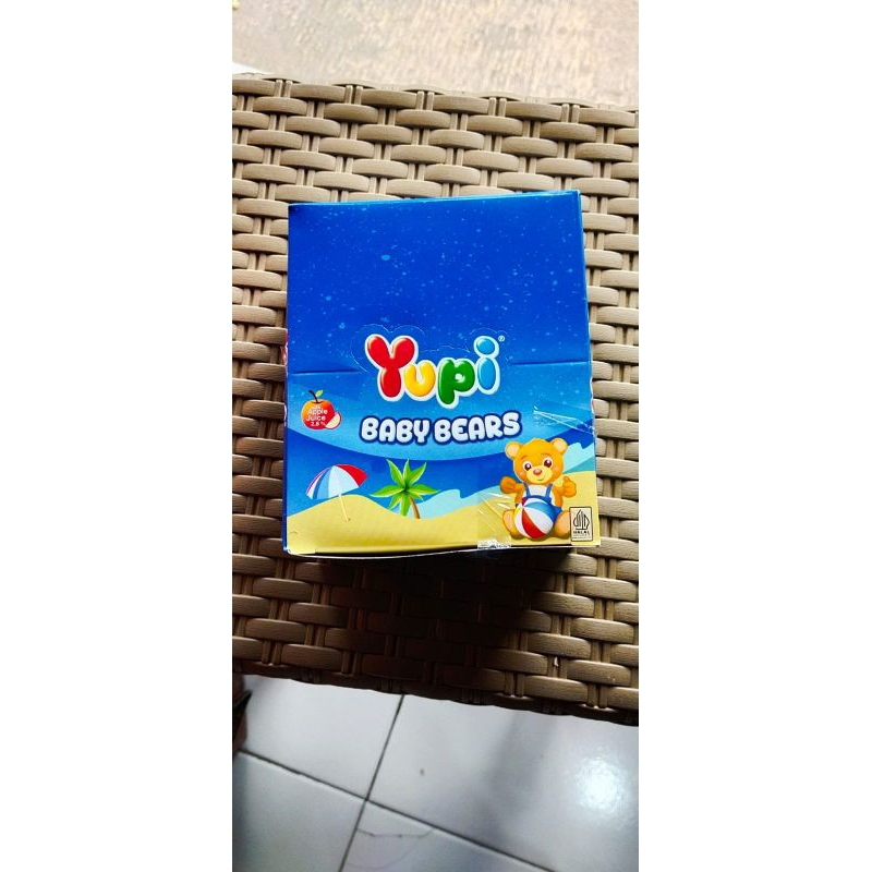 

Permen yupi 500 box isi 24.