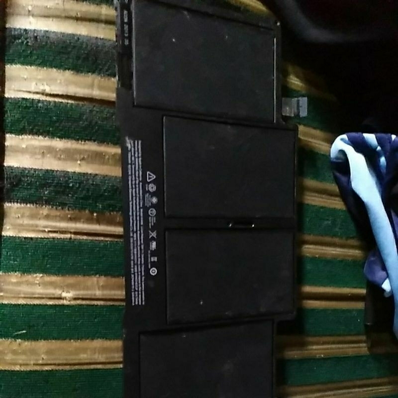 baterai macbook Air 13 inch A1369