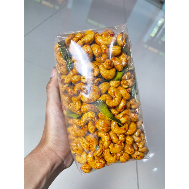 

kacang mete pedas manis wonogiri