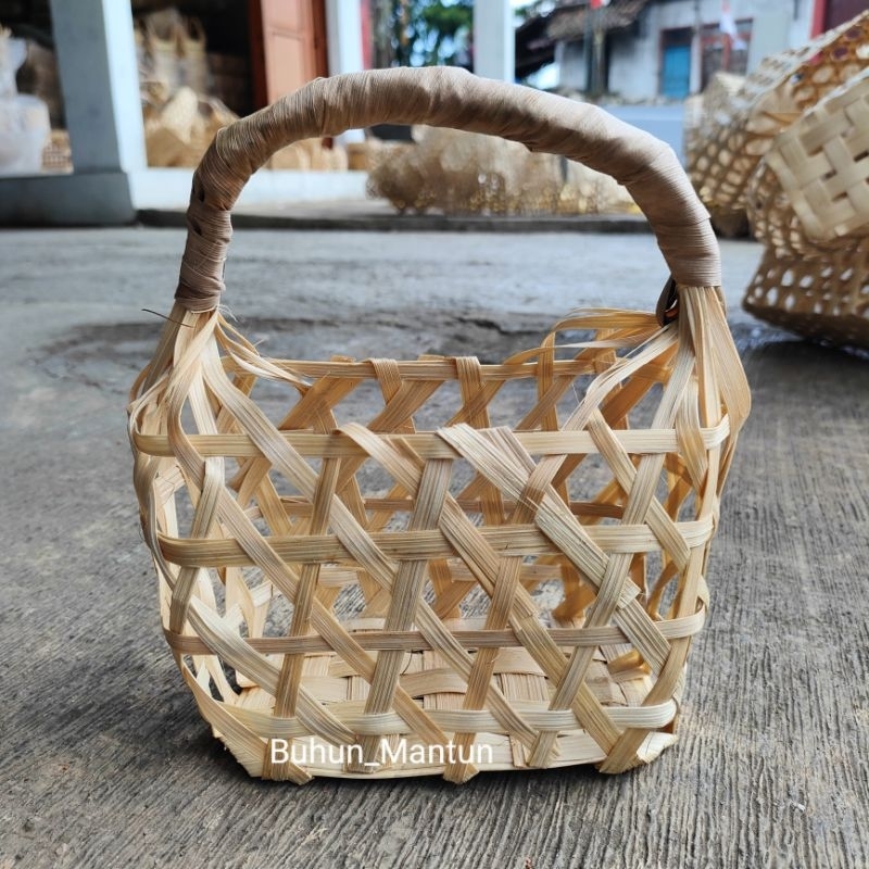 Tas Bambu 15x10x12 keranjang telur - tas anyaman bambu - tas buah kecil