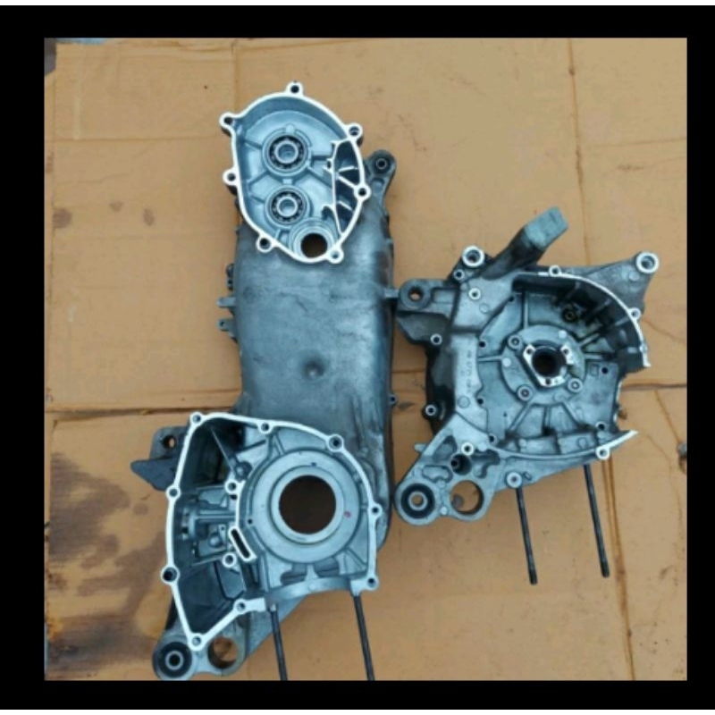 crankcase rengkes kalter tengah kanan kiri nmax New 155 PNP aerox original second