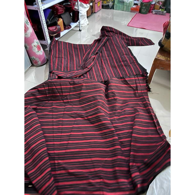 bahan pembuatan kain tapis lampung kain tenun lampung motif salur