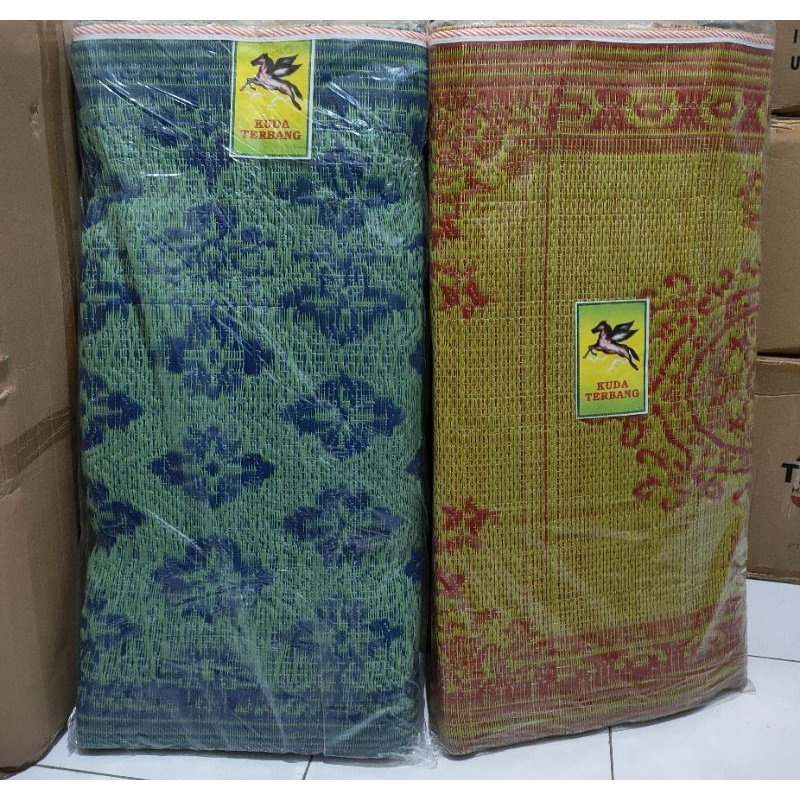 Tikar Hajatan lipat 2 dan Lipat 3 Plastik