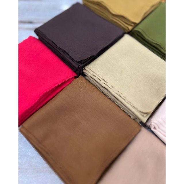 Faeyza Polos Ukuran Syari Bahan Voal Premium 130x130 Lasercut