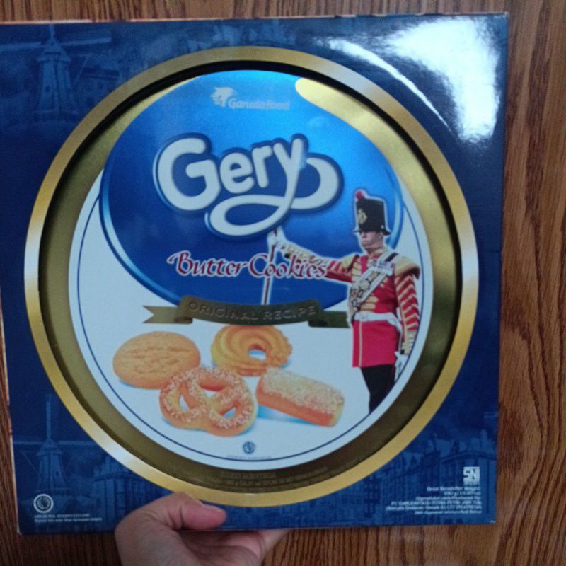 

Gery Butter Cookies Kaleng 450g