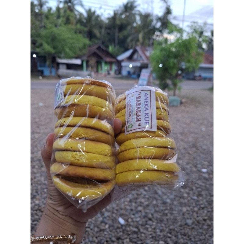 

Roti kuning Aneka Kue Barakah