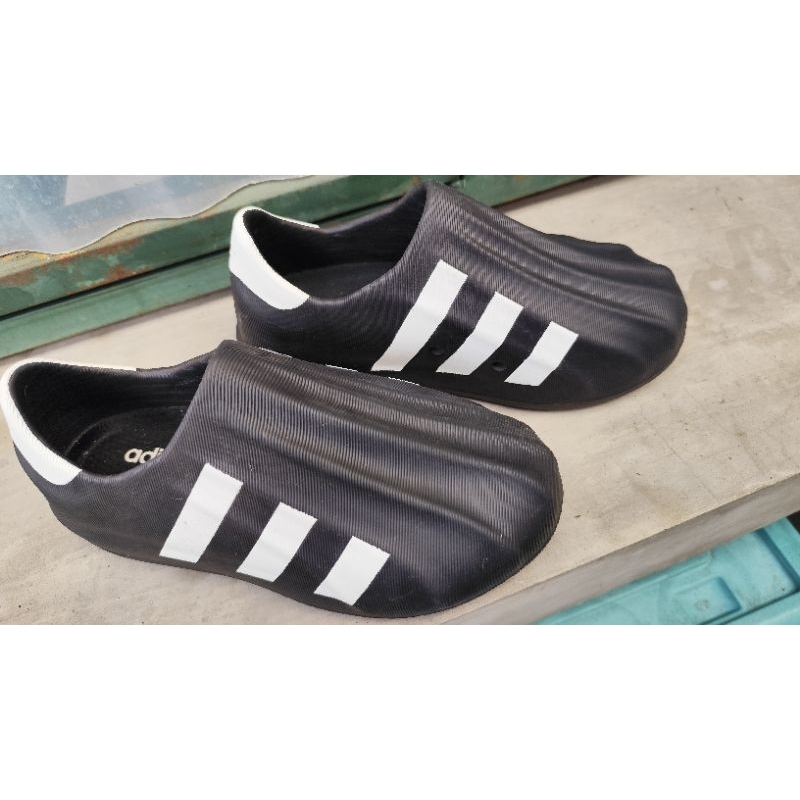 adifoam superstar shoes (preloved)