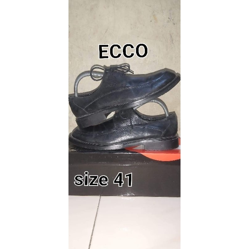 sepatu ECCO pantofel