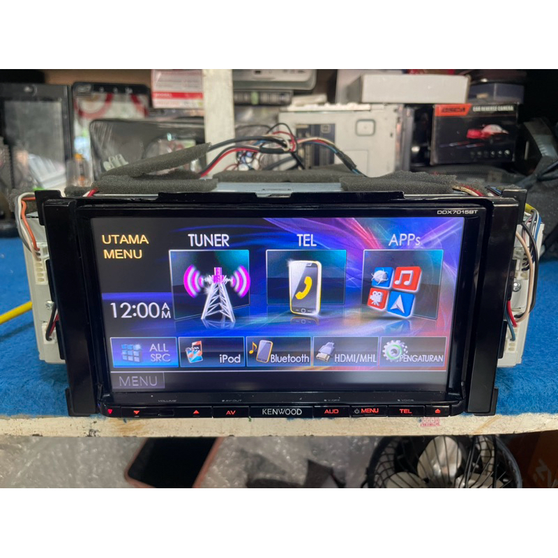 Head unit Nissan Tera brand kenwood DDX7015BT