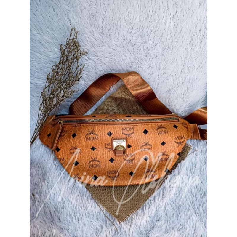 ORI Tas Brand Import Waistbag Wanita/ tas pinggang wanita/ tas dada Bahan Premium