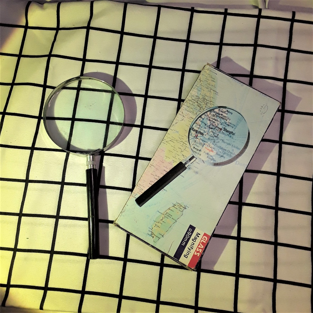 

Magnifying Glass Kaca Pembesar 90mm (Big Size)