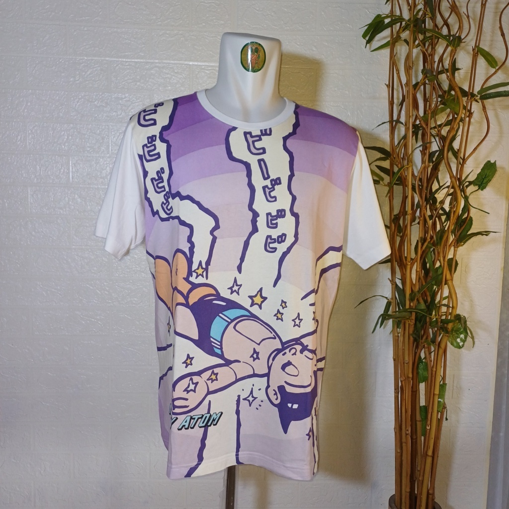 KAOS OVERPRINT ASTRO BOY MIGHTY ATOM BY UNIQLO ORIGINAL,  SIZE L-XL (SECOND BRANDED) TS0401