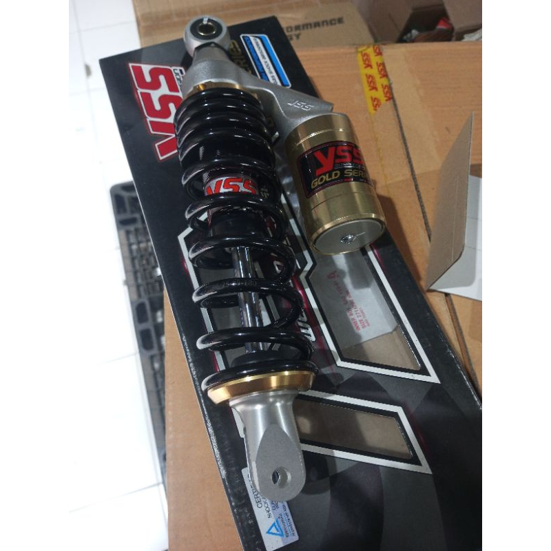 Shockbreaker Shock YSS Shok YSS G Series Mio 300 Gold Series tabung Emas original YSS Logo Stiker