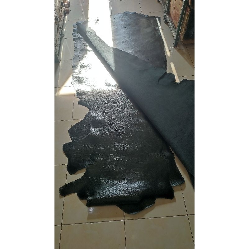 Kulit sapi Asli Motif Kayu Warna Hitam Ketebalan 1.5 mm