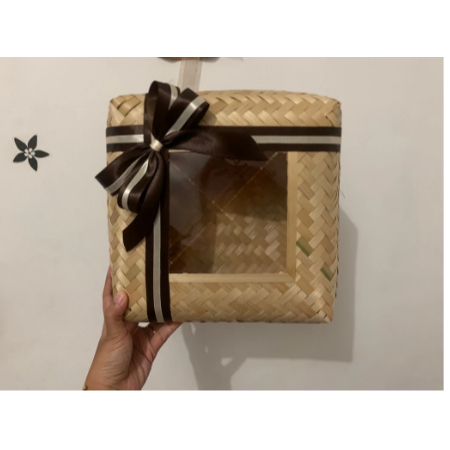 

SEPASANG -BESEK MIKA BERBAGAI UKURAN -BESEK BAMBU -BESEK HAMPERS - BESEK MAKANAN -BESEK HAMPERS
